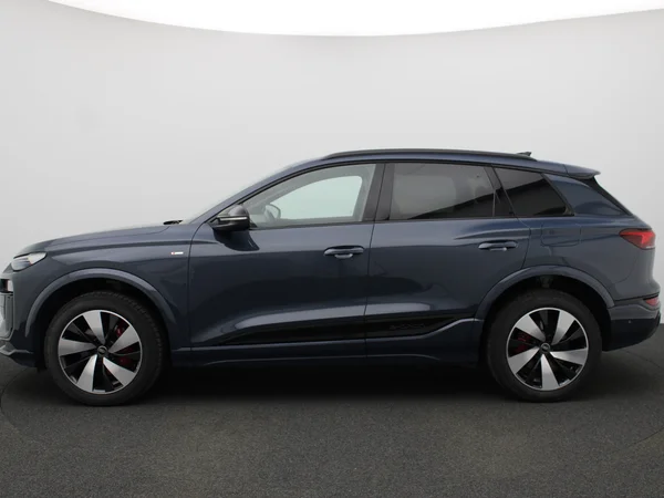 AUDI Q6 e-tron (2024) — foto 15 van 20