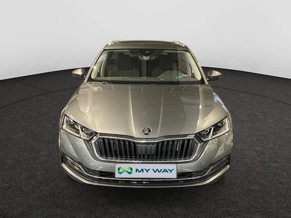 SKODA Octavia Combi (2024) — foto 22 van 24