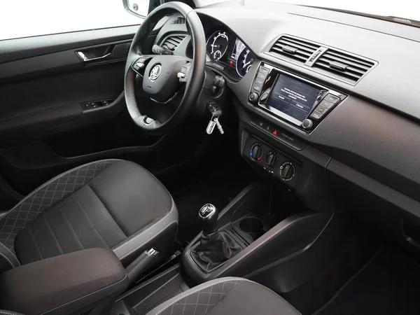 SKODA Fabia Combi (2021) — foto 4 van 25