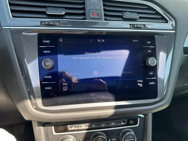 VOLKSWAGEN Tiguan Allspace Dsl (2021) — foto 6 van 23