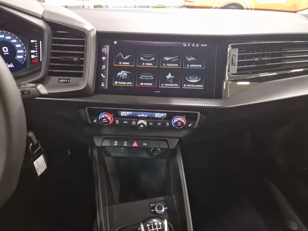 AUDI A1 Sportback (2025) — foto 11 van 21