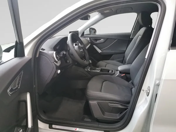 AUDI Q2 (2025) — foto 2 van 14