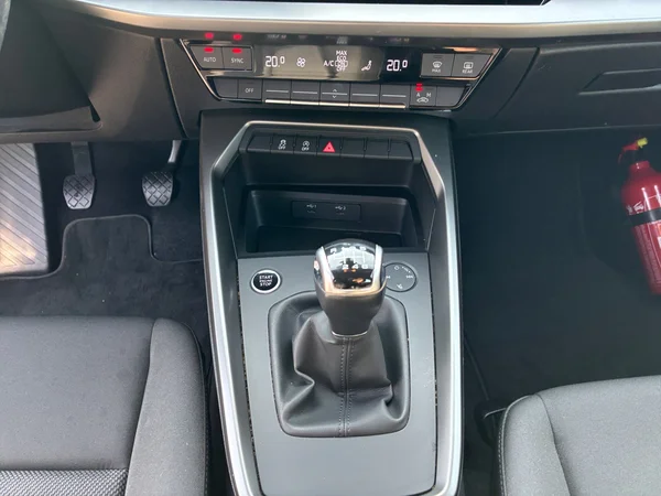 AUDI A3 Sportback (2022) — foto 7 van 24