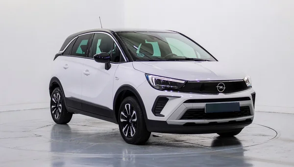 Opel Crossland (2021) — foto 67 van 80