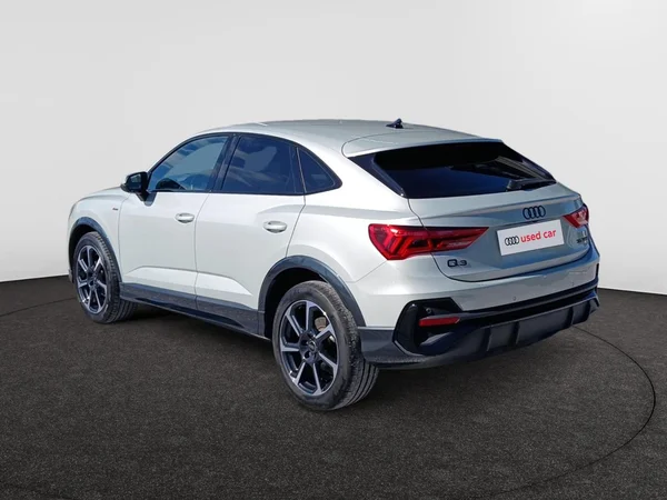 AUDI Q3 Sportback (2024) — foto 9 van 20
