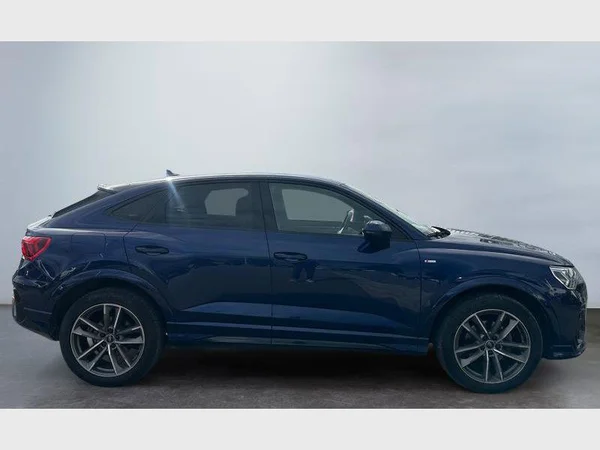 Audi Q3 Sportback (2024) — foto 22 van 28