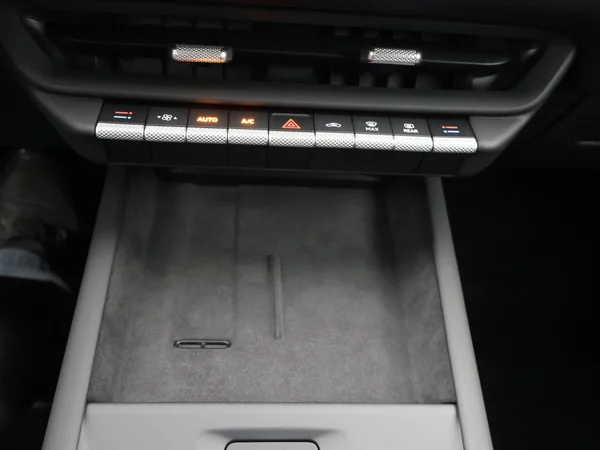VOLKSWAGEN ID.3 Neo (2026) — foto 11 van 28