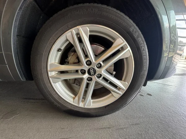 AUDI Q5 Dsl (2021) — foto 17 van 24