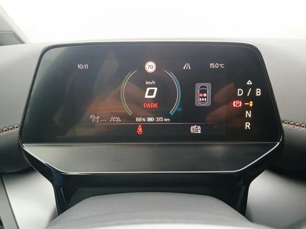 CUPRA Born (2025) — foto 2 van 19