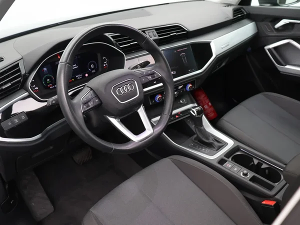 Audi Q3 (2023) — foto 9 van 26