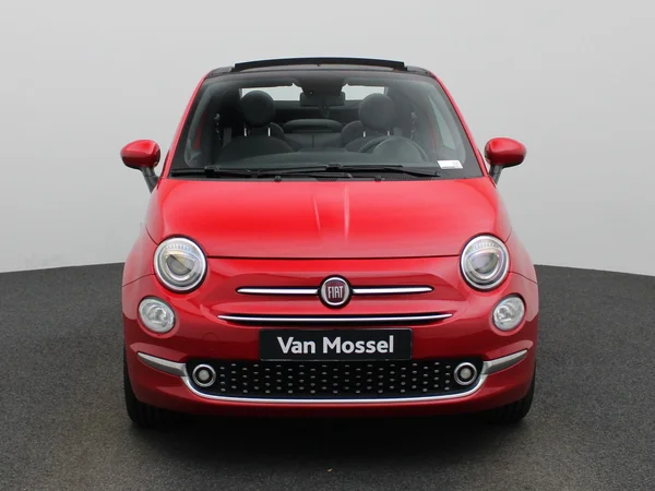 Fiat 500C (2023) — foto 23 van 37