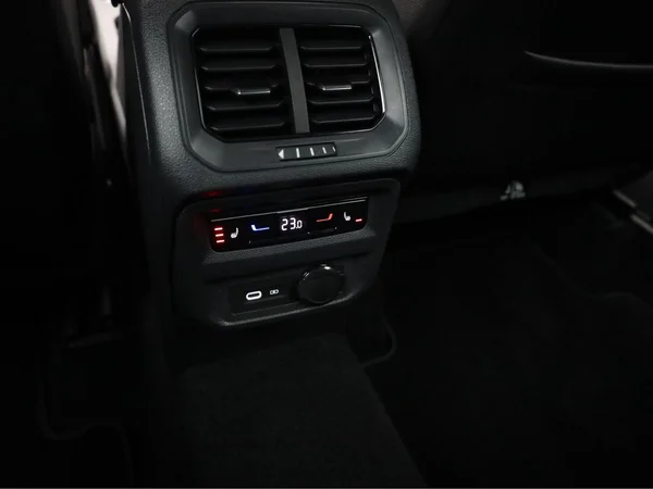 SEAT Tarraco (2023) — foto 8 van 24