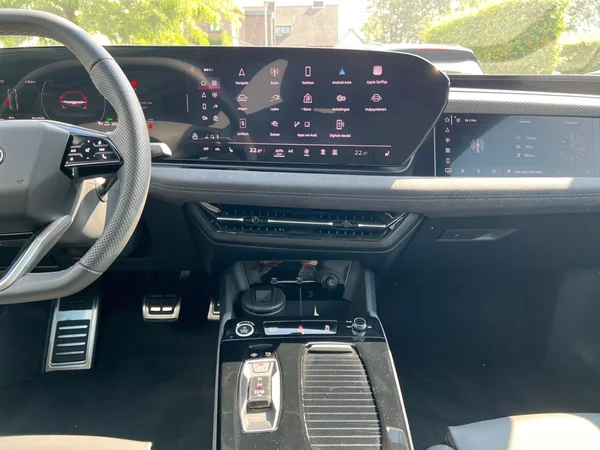 AUDI A6 Sportback e-tron (2026) — foto 3 van 24