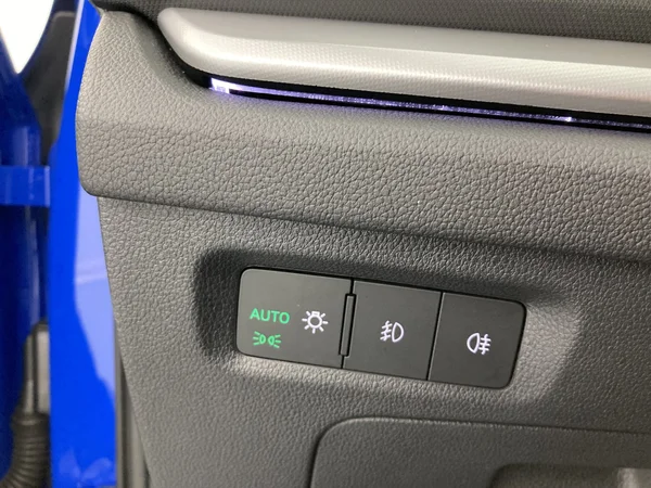 SKODA Octavia Combi (2022) — foto 8 van 35