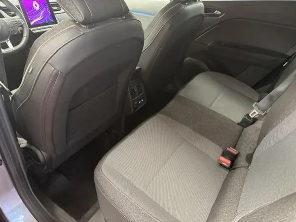 Renault Captur (2025) — foto 16 van 16