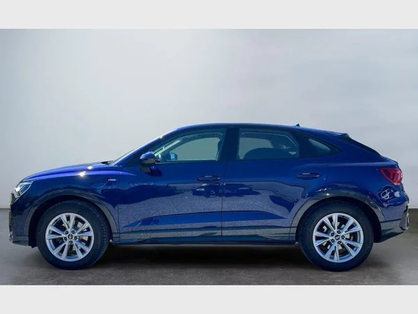 Audi Q3 Sportback (2022) — foto 27 van 29
