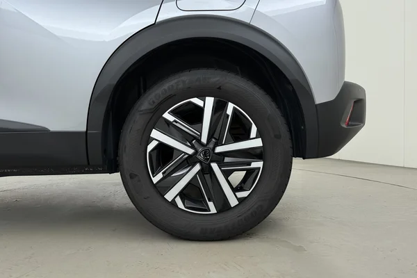 Peugeot 2008 (2025) — foto 16 van 19