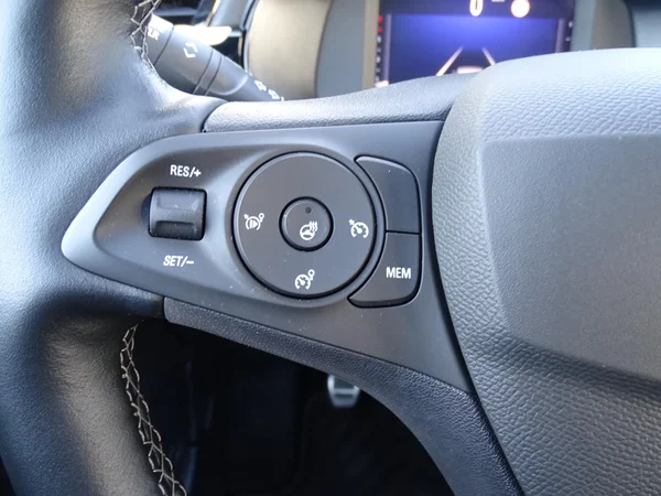 Opel Corsa (2025) — foto 10 van 25