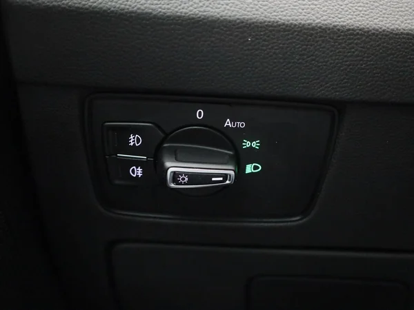 Volkswagen Passat (2022) — foto 15 van 44