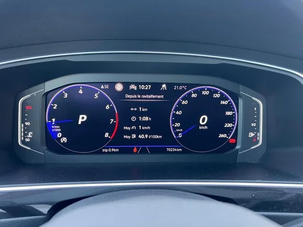 VOLKSWAGEN Tiguan (2022) — foto 4 van 29