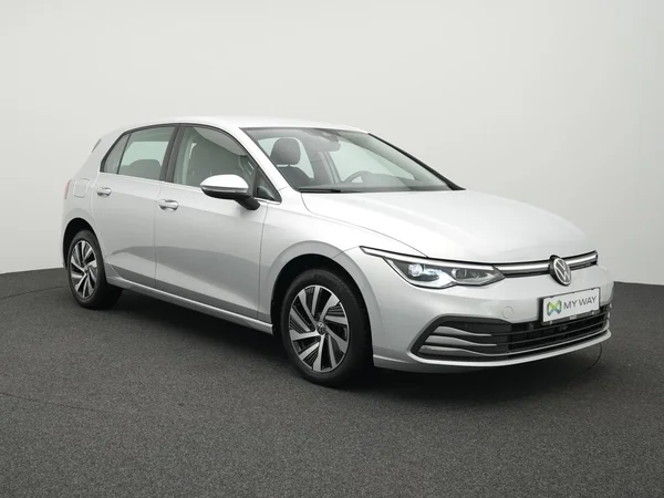 VOLKSWAGEN Golf VIII eHybrid (PHEV) (2022) — foto 12 van 30