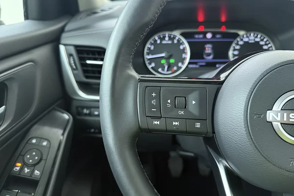 Nissan Qashqai (2023) — foto 6 van 20