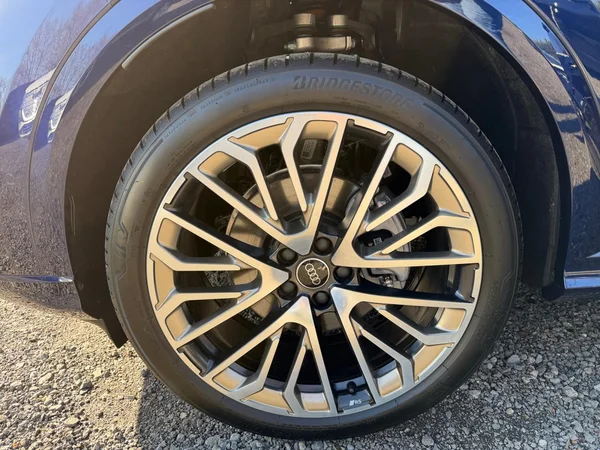 AUDI Q5 Sportback (2026) — foto 9 van 17