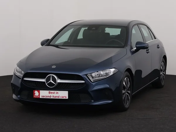 MERCEDES A 180 (2020) — foto 1 van 26