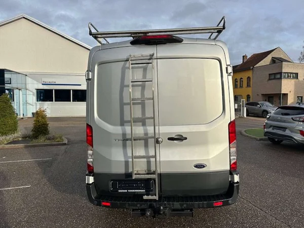 Ford Transit (2020) — foto 11 van 15