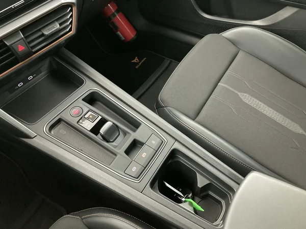 CUPRA Leon e-Hybrid (PHEV) (2023) — foto 17 van 37