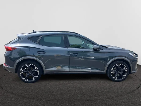 CUPRA Formentor e-Hybrid (PHEV) (2024) — foto 21 van 24