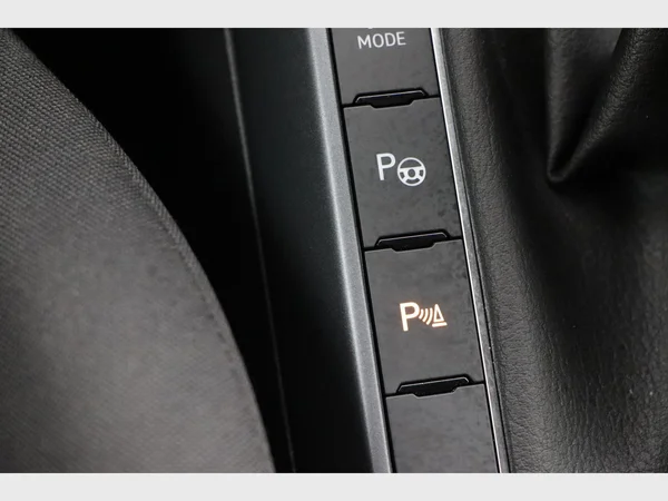 VOLKSWAGEN Taigo (2024) — foto 17 van 24