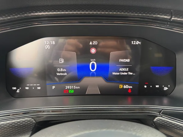 VOLKSWAGEN T-Cross (2023) — foto 4 van 18