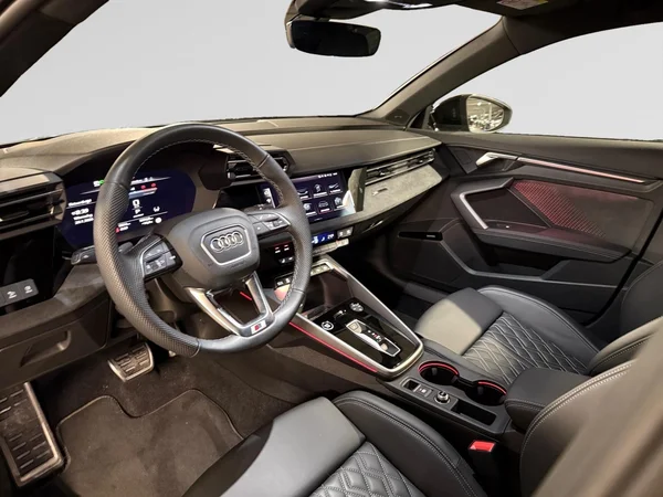 AUDI A3 Alltstreet (2024) — foto 32 van 32