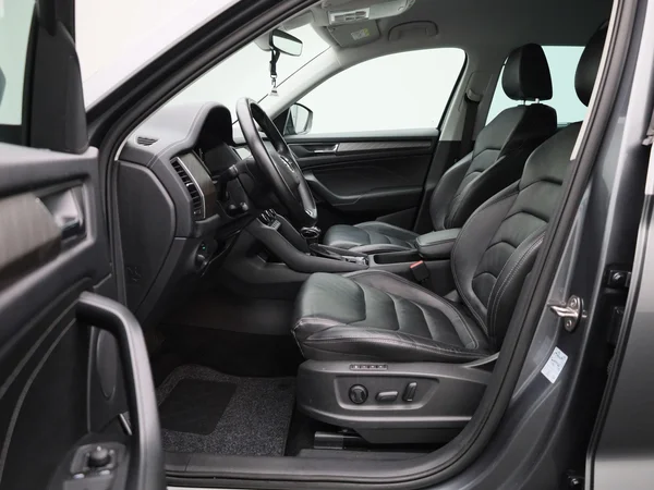 Škoda Kodiaq (2023) — foto 3 van 48