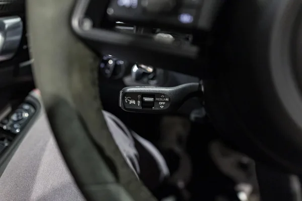 Porsche Macan (2024) — foto 18 van 44