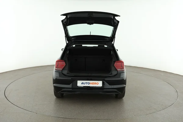 Volkswagen Polo (2021) — foto 7 van 16