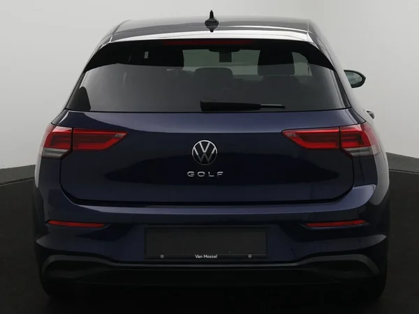 Volkswagen Golf (2021) — foto 24 van 28