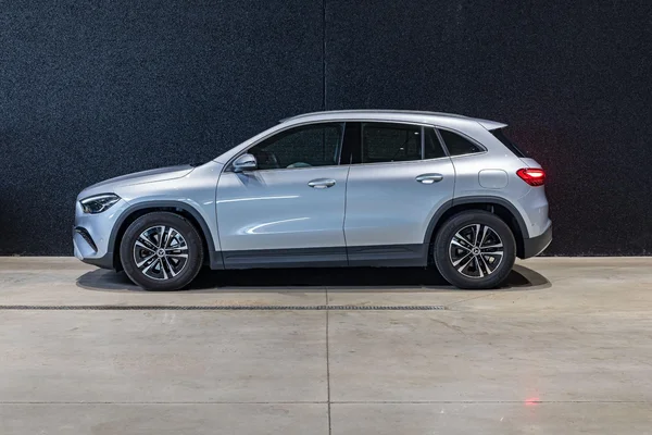 Mercedes-Benz GLA (2025) — foto 29 van 34