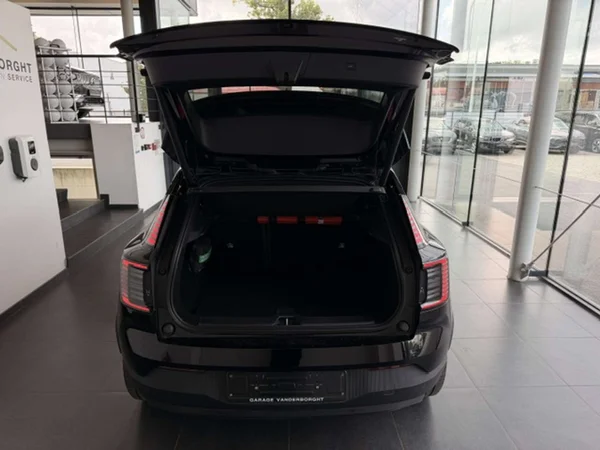 Volvo EX30 (2024) — foto 20 van 22