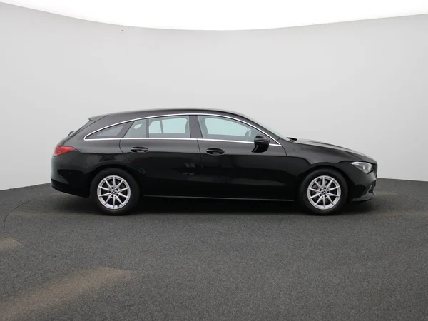 Mercedes-Benz CLA (2021) — foto 37 van 40
