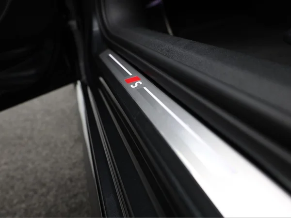 AUDI A5 Avant e-hybrid (PHEV) (2025) — foto 7 van 23