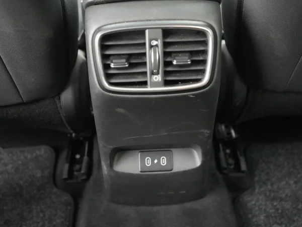 Hyundai i30 (2025) — foto 10 van 30