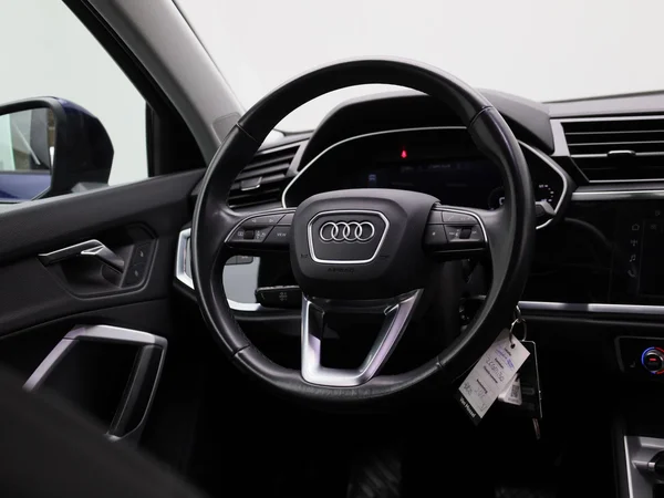 Audi Q3 (2022) — foto 38 van 38
