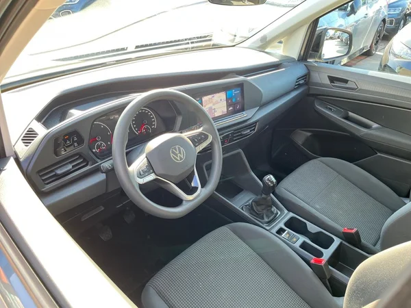 VOLKSWAGEN Caddy Maxi Dsl (2024) — foto 3 van 20