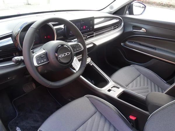 Fiat 600 (2026) — foto 20 van 21