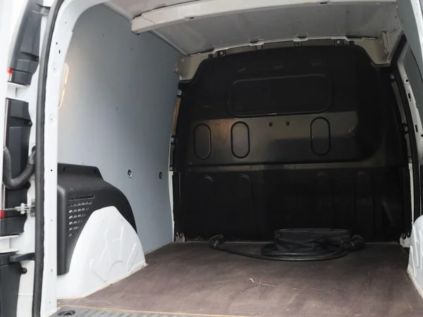 Renault Kangoo Z.E. (2020) — foto 9 van 42