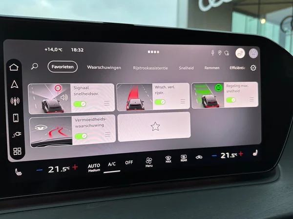 AUDI Q3 SUV e-hybrid (PHEV) (2025) — foto 14 van 26