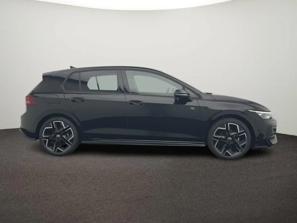 VOLKSWAGEN Golf VIII (2026) — foto 8 van 10