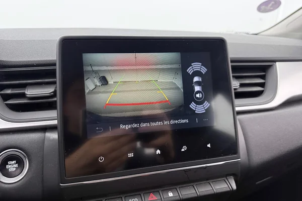 Renault Captur (2021) — foto 4 van 28